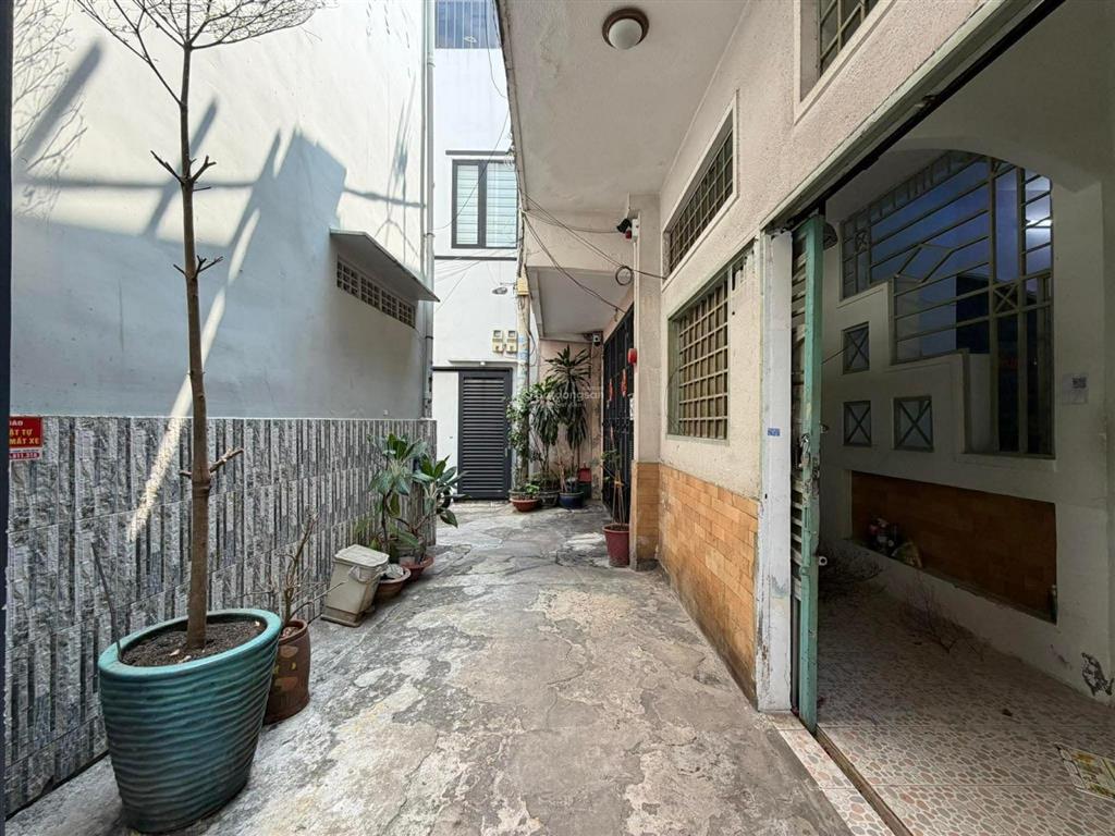 Lê văn sỹ nhà 2 mặt hẻm 60m2 công nhận nơi an cư lâu dài.