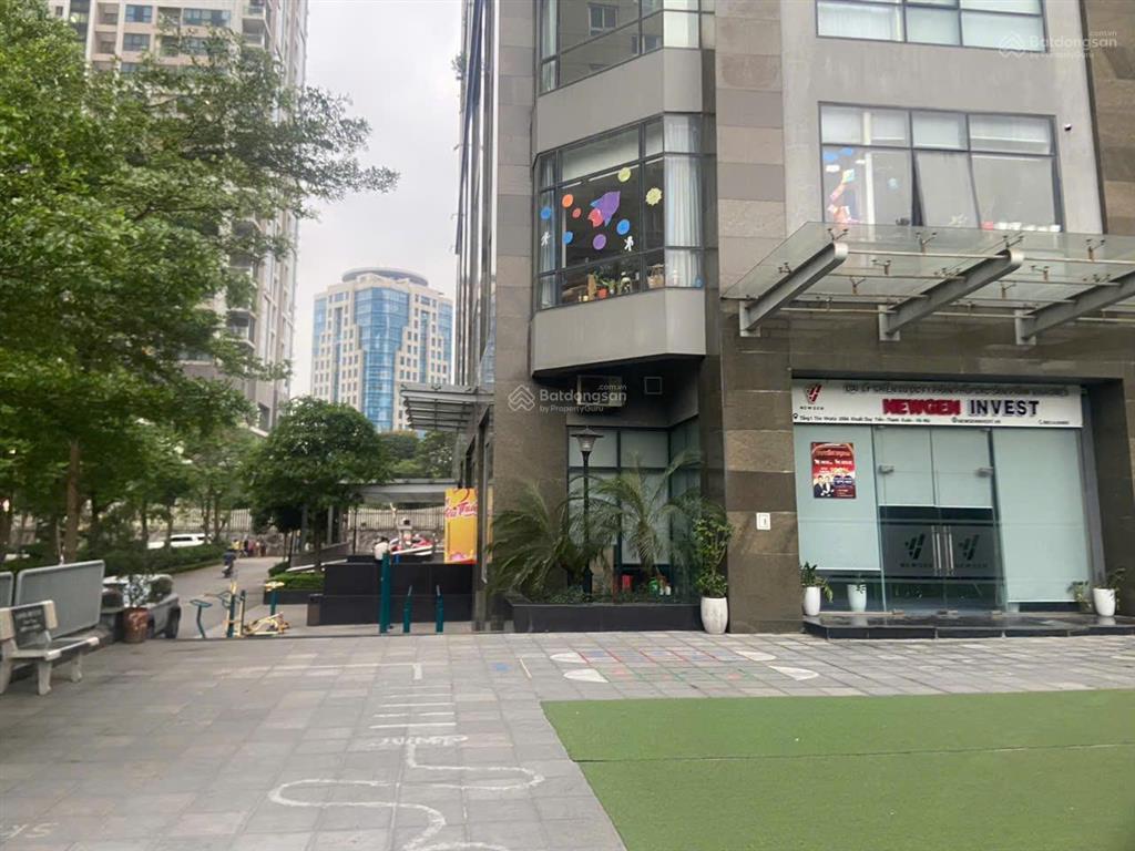 Cho thuê văn phòng tầng 1 tòa vinata tower 289a khuất duy tiến  122m2