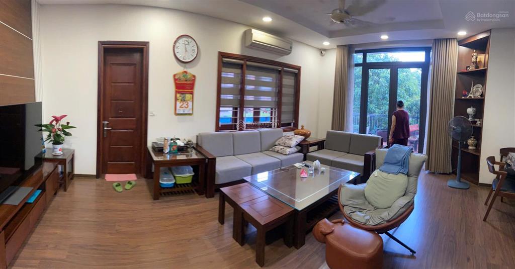 Biệt thự 4 tầng mặt phố trung văn, s 147m2, mt 10m đang cho thuê 100m2 tầng 1 giá 20tr/tháng