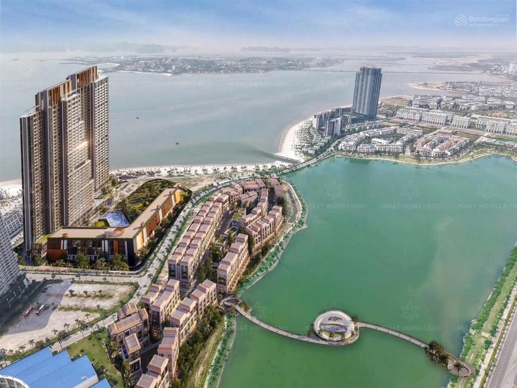 Bán căn 3pn ariabay hạ long hướng đn view đảo rều và khu bắn pháo hoa của sungroup giá chỉ 7,912 ty