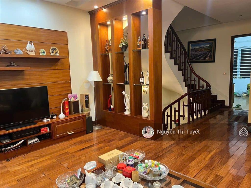 Bán nhà phân lô mỗ lao, hà đông, vỉa hè rộng, kinh doanh, trước nhà 2 ô tô tránh, 68m, giá 18 tỷ tl