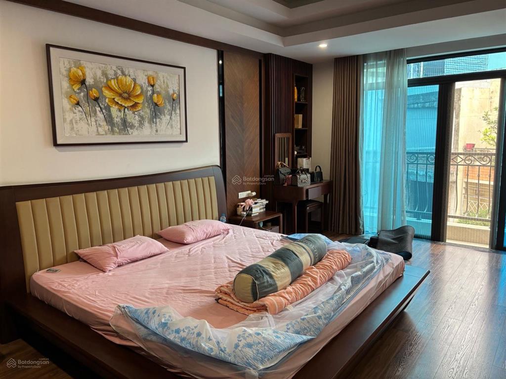 Giảm chào 1 tỷ bán nhà kđt văn khê, hà đông, 50m2, 5 tầng, nhà đẹp ở ngay, giá 14.2 ty
