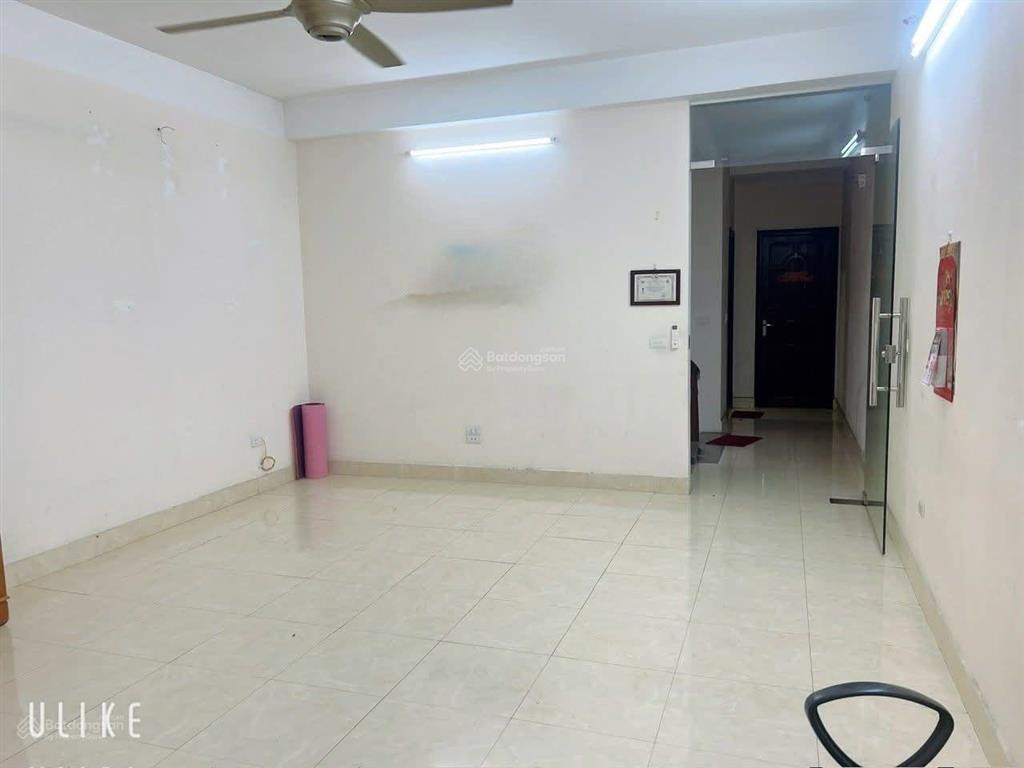 Chính chủ cần cho thuê liền kề kđt văn khê, trục chính đường đôi 32m, dt83m2 x 5 tầng, giá 25 triệu