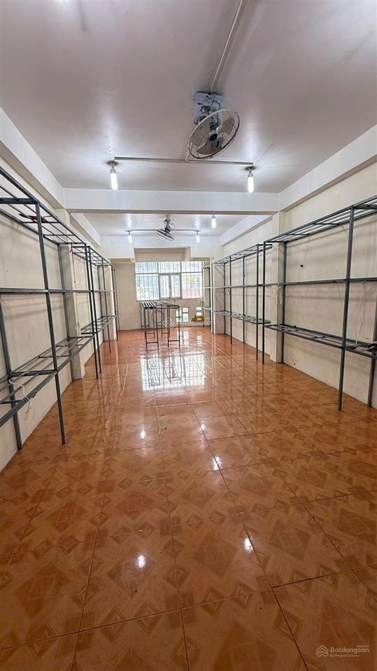 Nhà mặt tiền chợ vải tân bình  gần đường lý thường kiệt  56m2  5 tầng  giá 17,5 tỷ