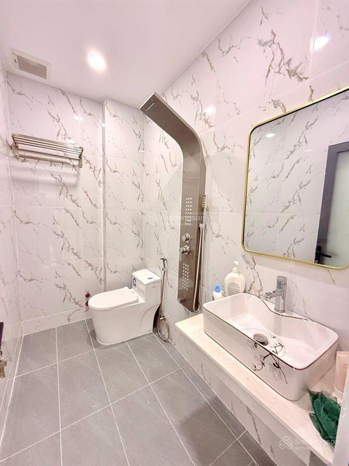 Nhà khu cán bộ  gần tô ký q12  4 lầu  full nội thất  8,6 tỷ