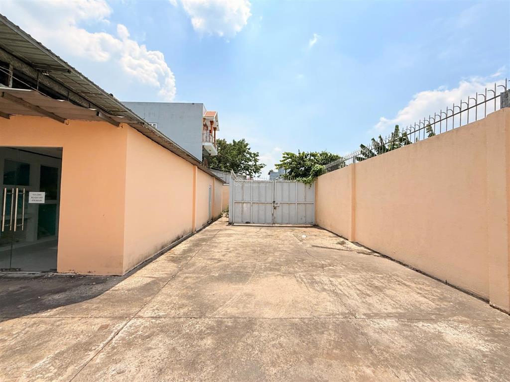  bán đất tặng nhà xưởng tô ký  hóc môn  1064m2 full thổ  26,4 tỷ