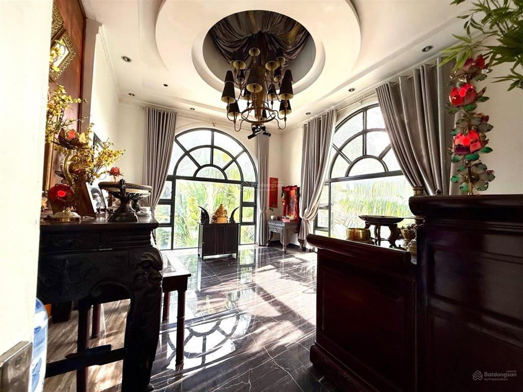 Siêu phẩm biệt thự sân vườn chuẩn giới thượng lưu  không gian sống xứng tầm doanh nhân thành đạt