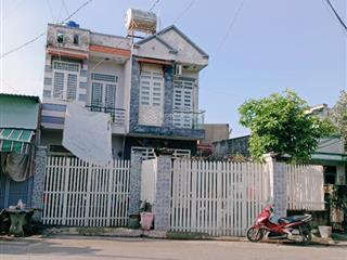 Nếu có trong tay hơn 4 tỷ để sở hữu 2 căn nhà mặt tiền kinh doanh ở hóc môn thì quá ngon a/c ơi!!