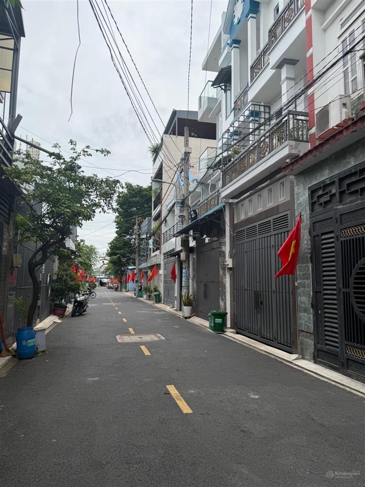 Cực phẩm 4 tầng đối diện hiệp thành city hẻm 6m xe hơi tránh nhau chỉ 5,7 tỷ