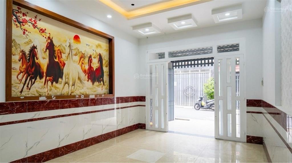 Cực phẩm 4 tầng đối diện hiệp thành city hẻm 6m xe hơi tránh nhau chỉ 5,7 tỷ