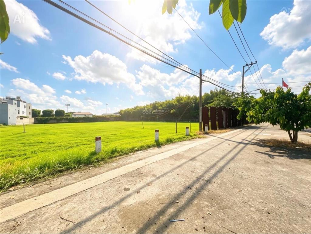Lô đất lớn mặt tiền  nguyễn thị thử  gần 4000m2  kế bên khu sinh thái rin rin park