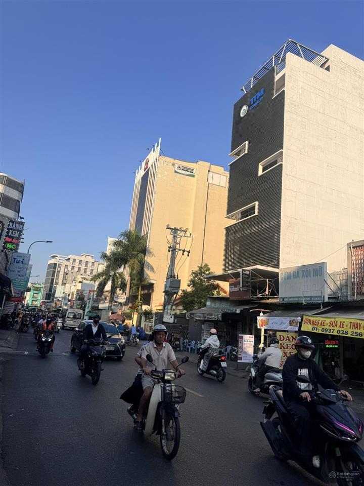 Chủ quyết bán căn nhà kỷ niệm mt nguyễn văn đậu 2 tầng bình thạnh 154m2 nở hậu tài lộc