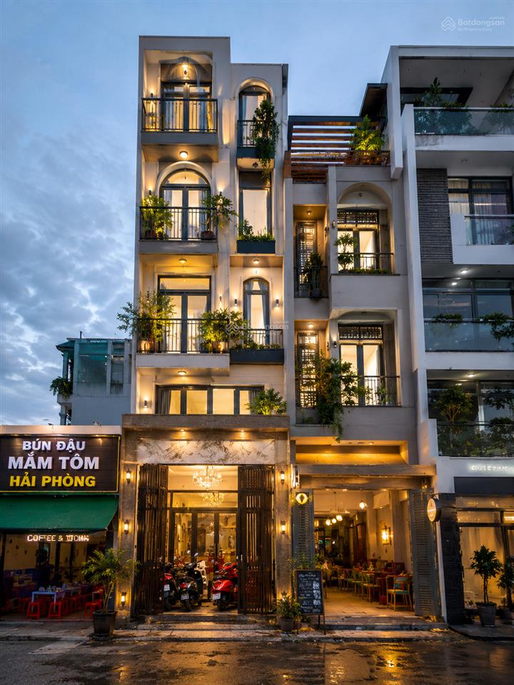 Mặt tiền 6 tầng  70m2  dương quảng hàm gò vấp  tuyến đường kinh doanh sầm uất  giá 12,6 tỷ