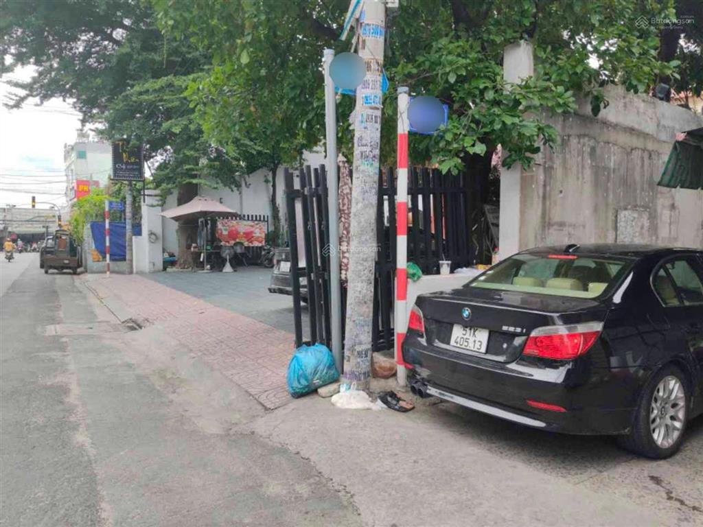 Lô góc không lộ giới  nguyễn thị kiểu q12  4 tầng  dt 60m2  giảm sốc 700tr còn 5,2 tỷ