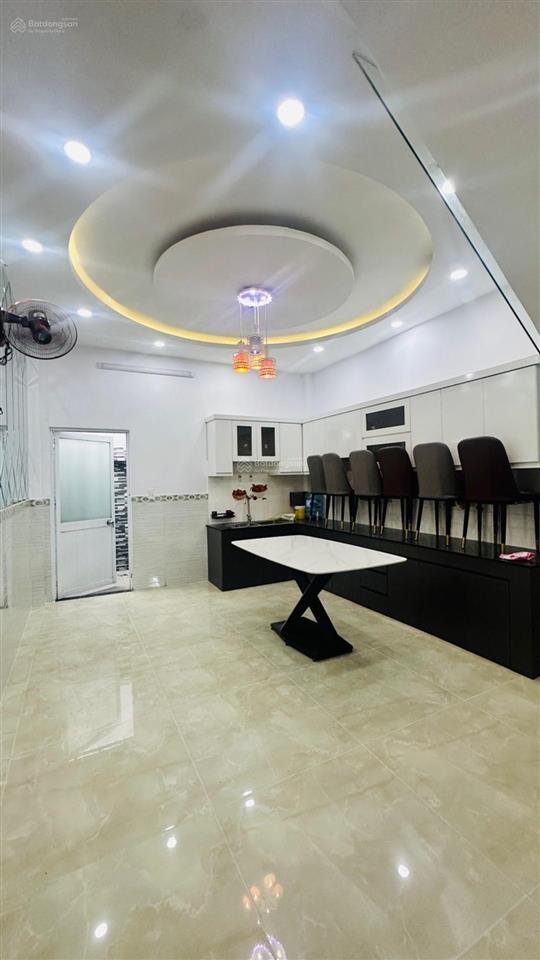 Giảm 110tr nhà đẹp 3 tầng hiệp thành 13 xe hơi tới nhà  68m2  giá 5,39 tỷ