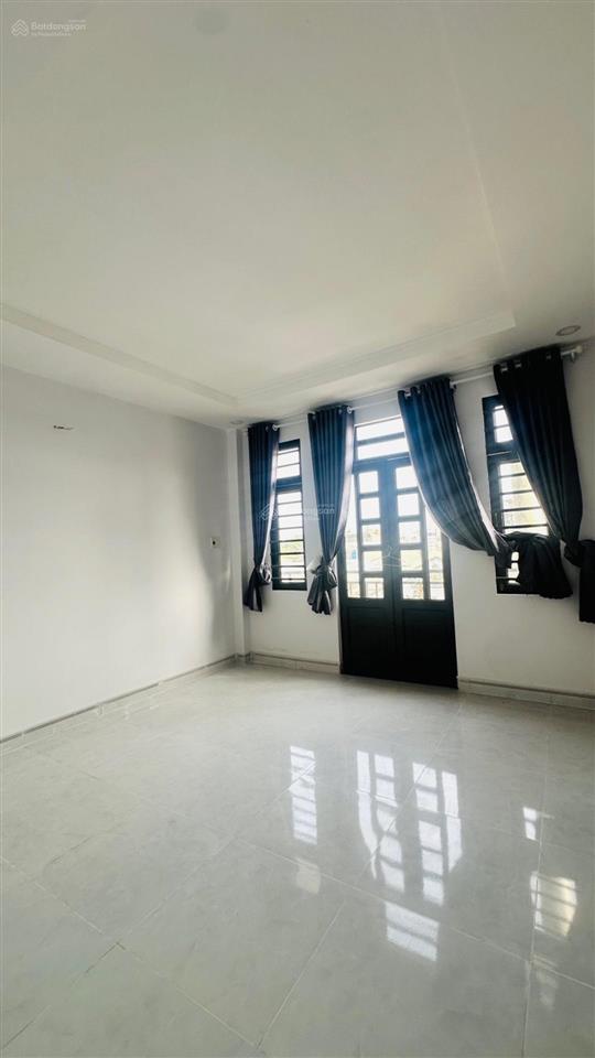Giảm 110tr nhà đẹp 3 tầng hiệp thành 13 xe hơi tới nhà  68m2  giá 5,39 tỷ