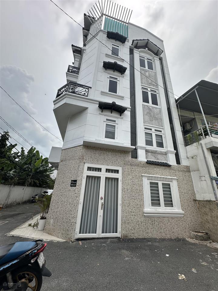 Nhà lô góc phạm văn chiêu  gò vấp  hẻm xe tải  5 tầng full nội thất  giá 8.7 tỷ