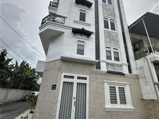 Nhà lô góc phạm văn chiêu  gò vấp  hẻm xe tải  5 tầng full nội thất  giá 8.7 tỷ