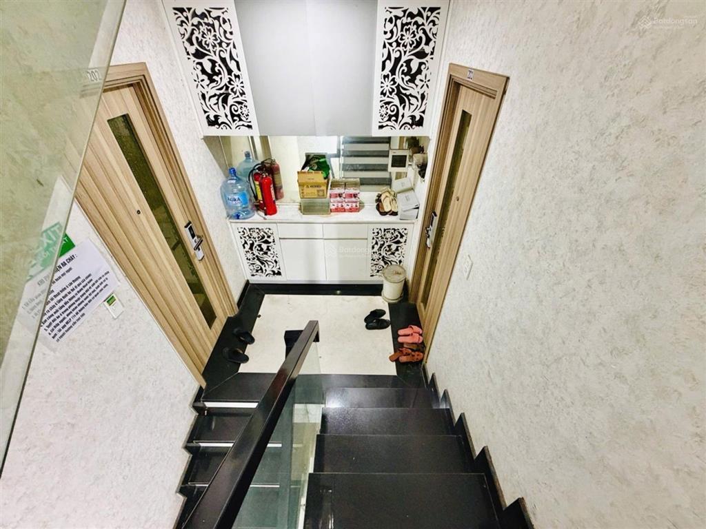 Nhà mặt tiền 5 tầng nguyễn văn công  gần sân bay  80m2  giá 15.6 tỷ