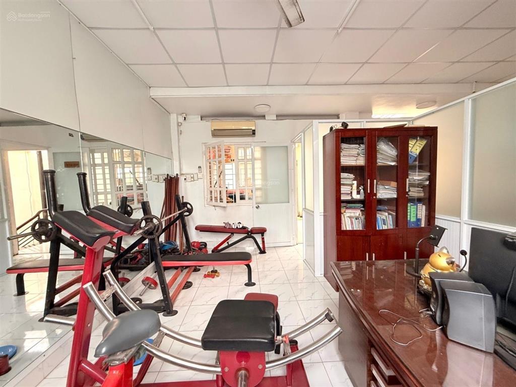 Hàng hiếm khu k82  tô ký  4 tầng  133m2  ngang 6.5m  giá 13.5 tỷ