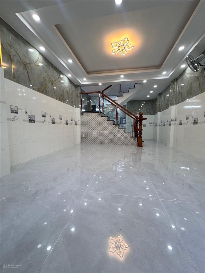 Bán gấp nhà 2 tầng  cư xá phú lâm a hẻm ô tô 48m2  chỉ 5,68 tỷ