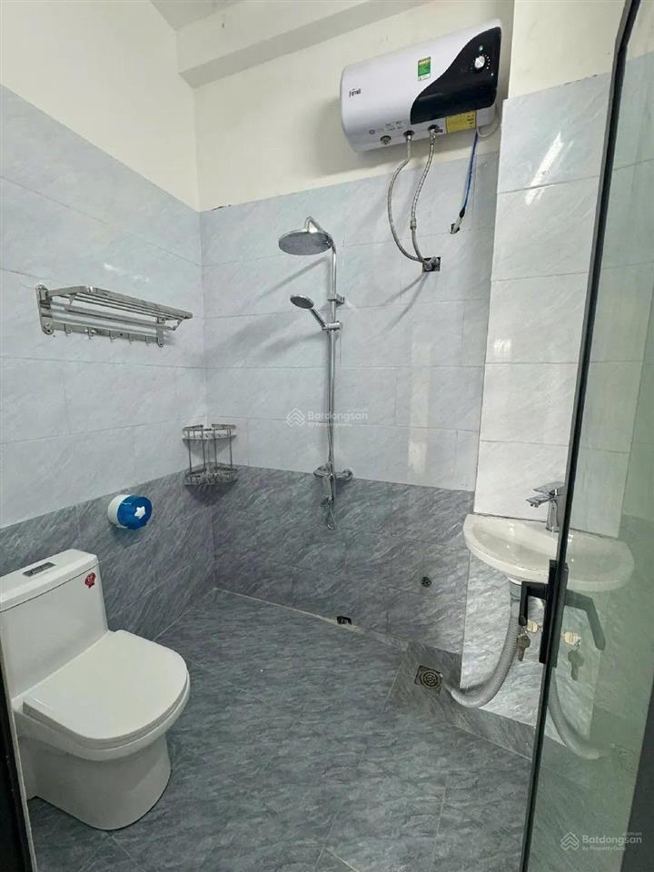 Quỹ đất hiếm có nhà bán ra  đường mỹ khê 7  vài phút đi bộ ra biển mỹ khê