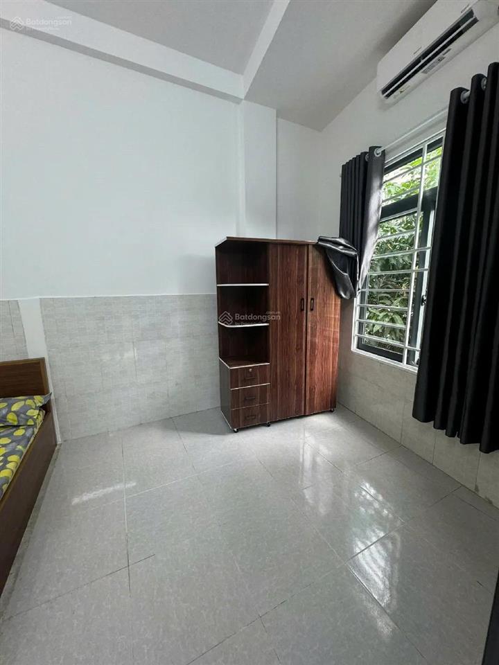 Quỹ đất hiếm có nhà bán ra  đường mỹ khê 7  vài phút đi bộ ra biển mỹ khê