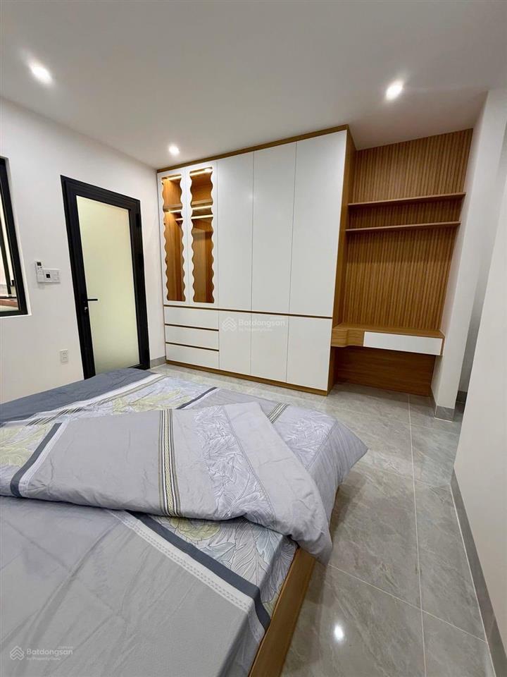 Nhà 3 tầng 5 phòng ngủ full nội thất cao cấp  nhà đẹp chờ chủ