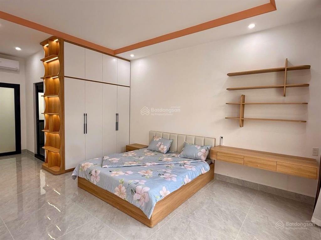 Nhà 3 tầng 5 phòng ngủ full nội thất cao cấp  nhà đẹp chờ chủ