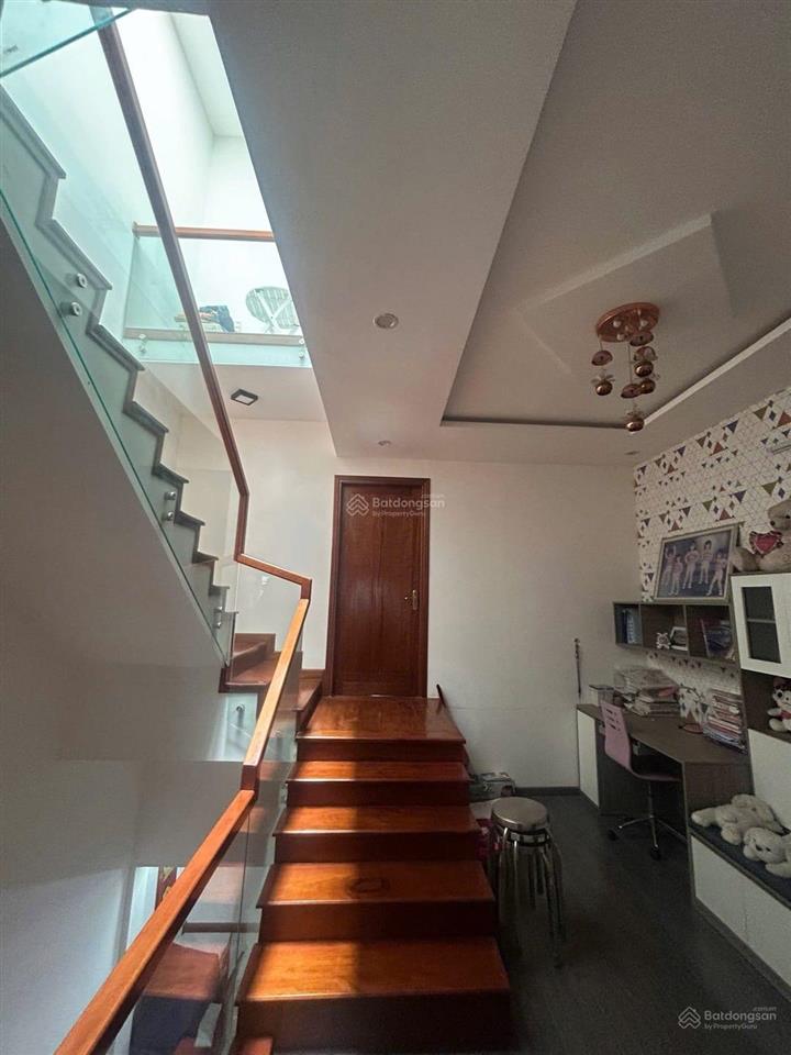 13 tỷ nhà 4 tầng đường bùi viện, hòa cường, đà nẵng