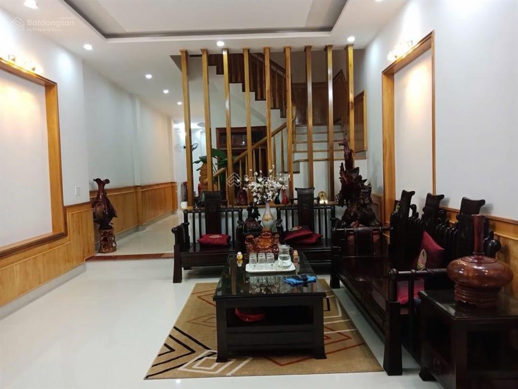 Nhà 3 tầng nguyễn đình chiểu đường 7m5 full nội thất gỗ tốt để lại  148,3m2 10,*** tỷ