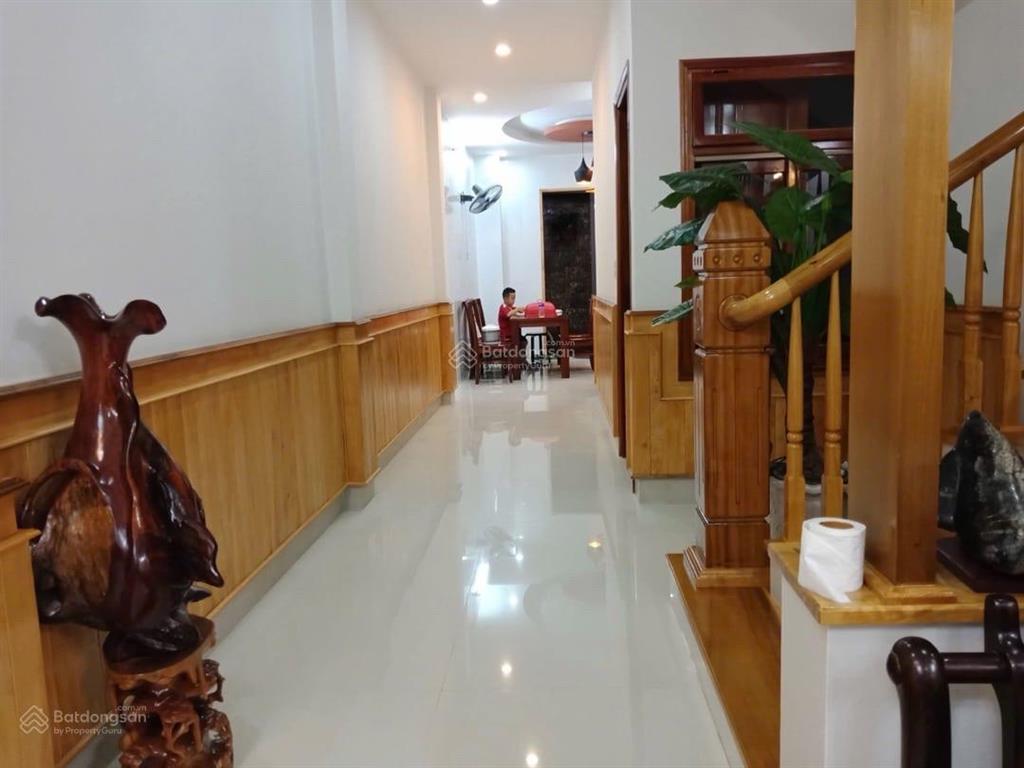 Nhà 3 tầng nguyễn đình chiểu đường 7m5 full nội thất gỗ tốt để lại  148,3m2 10,*** tỷ