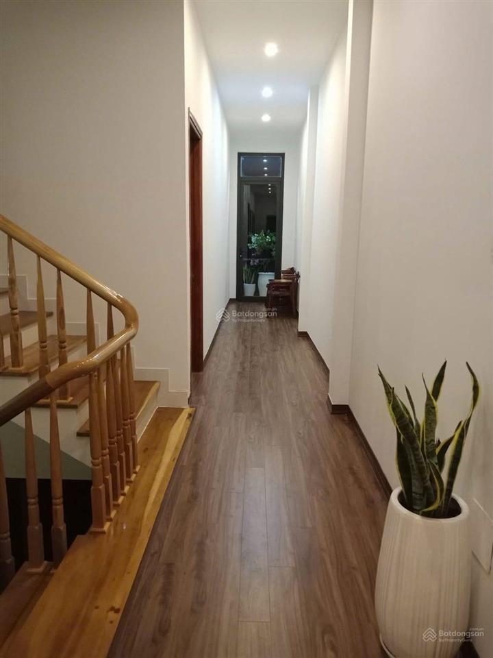 Nhà 3 tầng nguyễn đình chiểu đường 7m5 full nội thất gỗ tốt để lại  148,3m2 10,*** tỷ