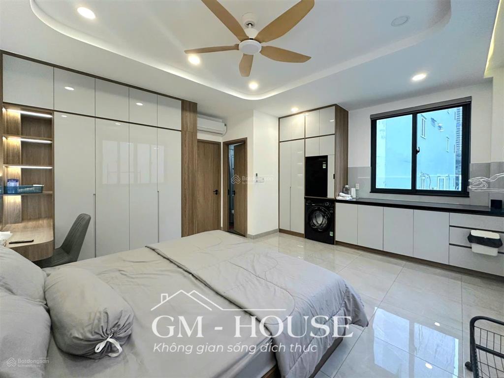 Studio thoáng mát tại nguyễn hữu cảnh  nhà mới, full nội thất  giáp bên quận 1