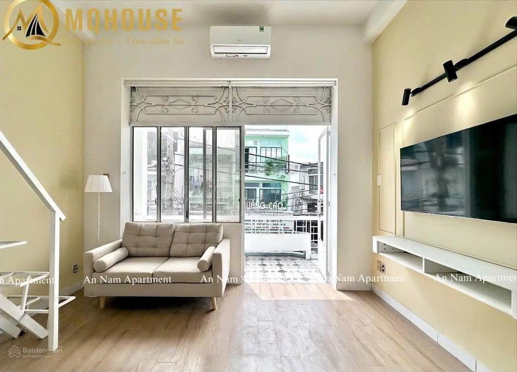 Cho thuê duplex rộng rãi full nội thất ngay tại ngã tư hàng xanh  thuận tiện di chuyển trung tâm