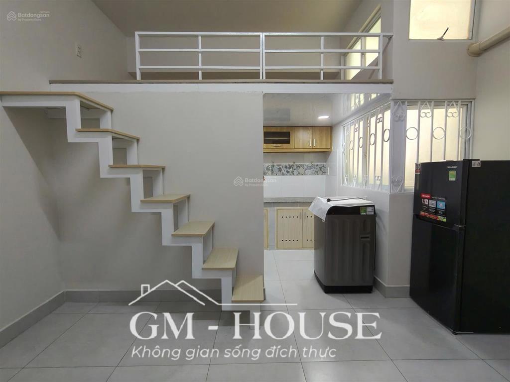 Duplex cách ngoại thương 500mfull nội thất mớitoà nhà bảo vệ, thang máy cực kỳ an ninh, yên tinh