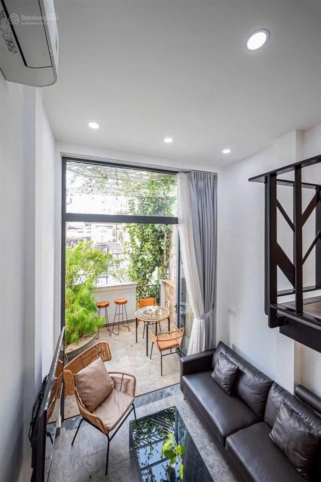 Trống lại duplex ban công bàn giao ntcb gần uef, hiu  đường điện biên phủ, bình thạnh