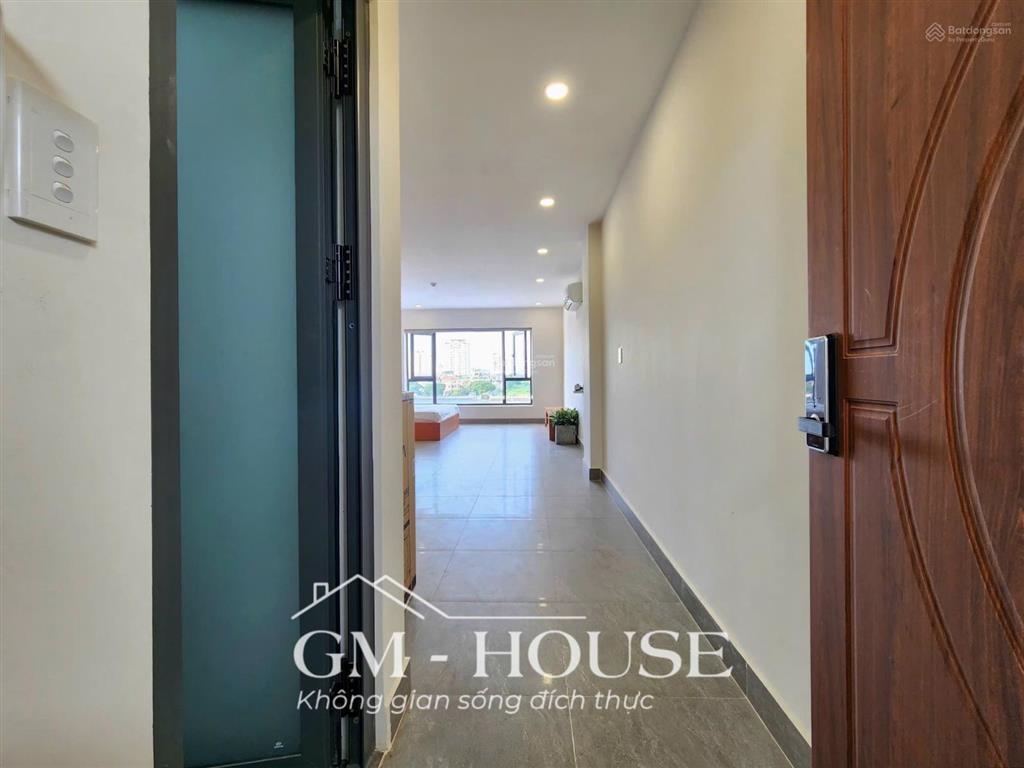Cho thuê căn hộ full nội thất rộng hơn 40m2 mới 100% tại xô viết nghệ tĩnh, view sông