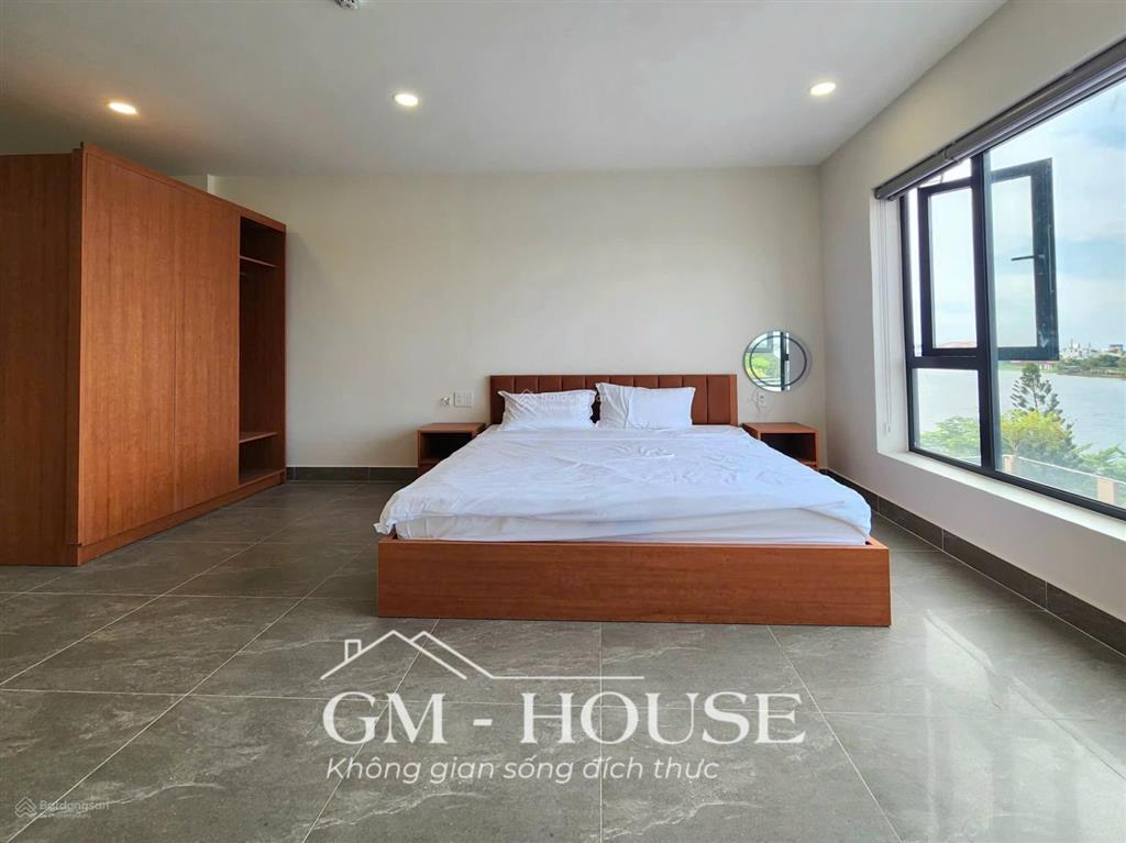 Cho thuê căn hộ full nội thất rộng hơn 40m2 mới 100% tại xô viết nghệ tĩnh, view sông