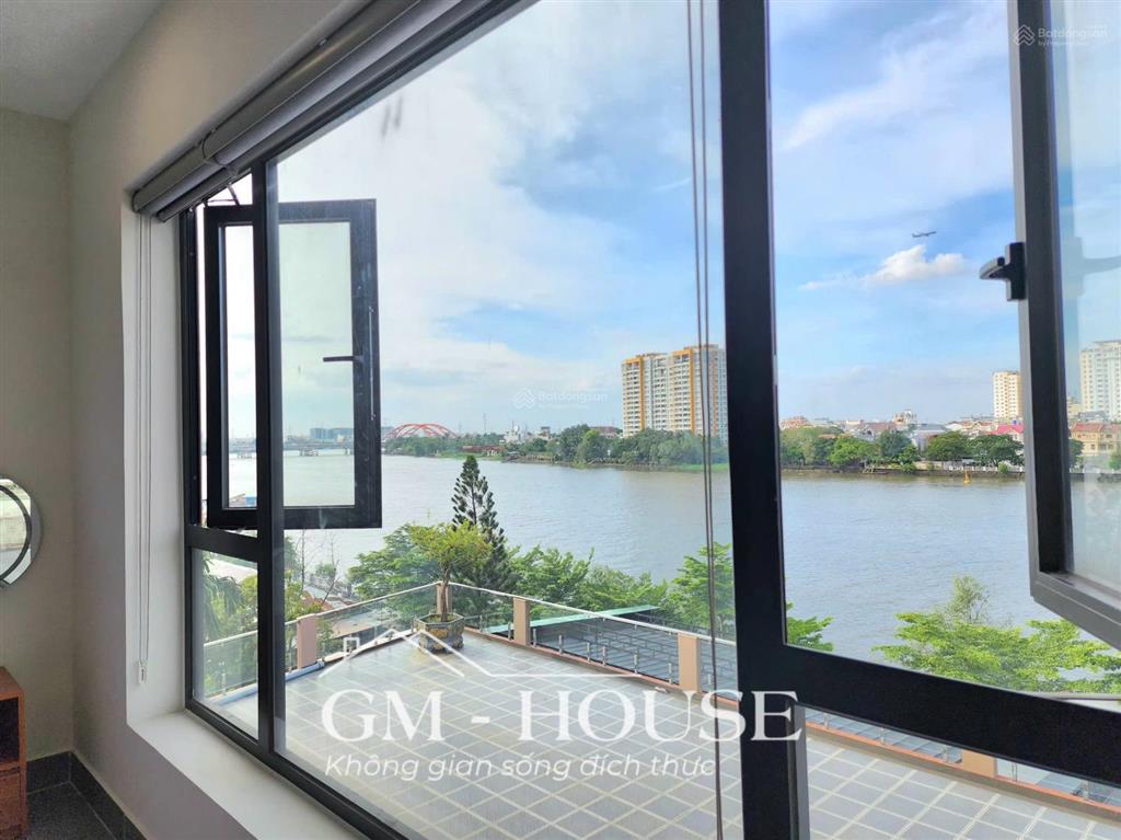 Cho thuê căn hộ full nội thất rộng hơn 40m2 mới 100% tại xô viết nghệ tĩnh, view sông