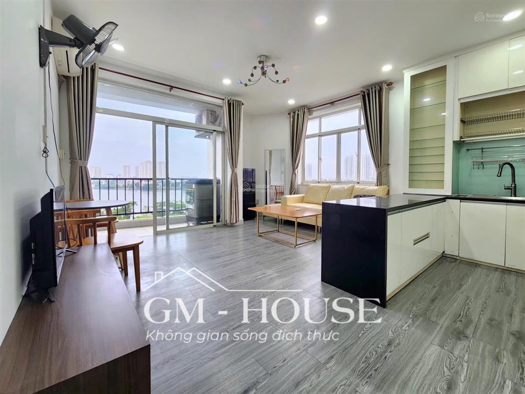 Cho thuê căn hộ dịch vụ  1 phòng ngủ, ban công, full nội thất  ung văn khiêm