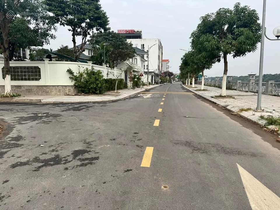 Chính chủ bán đất mặt sông đáy phù vân  157m2 (mt 6m) ngay sát đh công nghiệp hà nội  cs hà nam