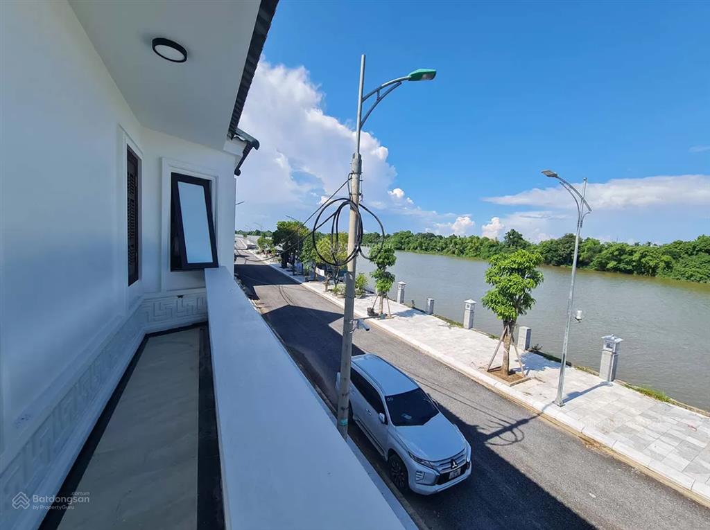 Chính chủ bán gấp đất mặt sông đáy phủ lý, 157m2, giá 35 triệu/m2, mặt 6m vỉa hè rộng 7m