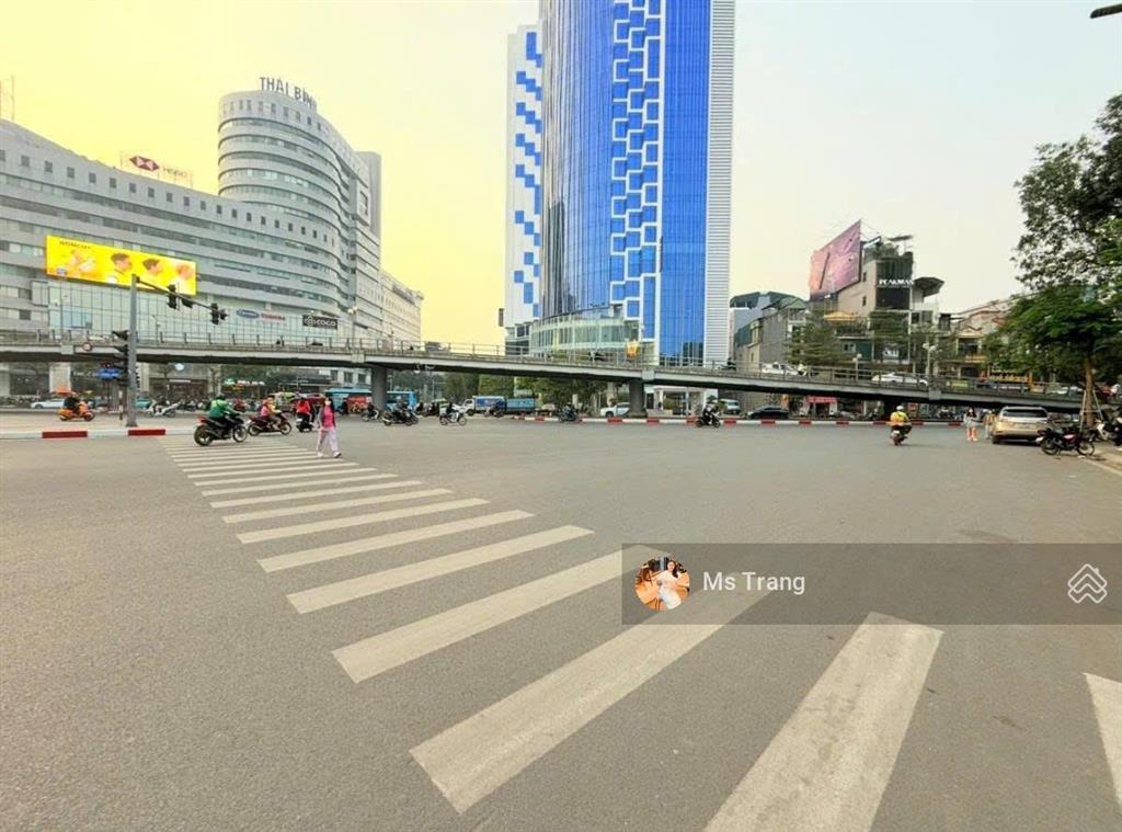 Siêu phẩm mặt phố chùa bộc, đống đa, 85m2, mặt tiền 8.5m, ô tô đỗ cửa, thoáng vĩnh viễn, giá 54 tỷ