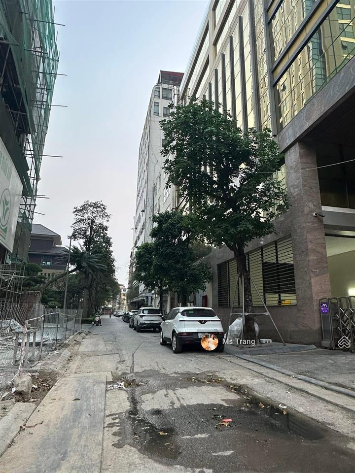Siêu phẩm láng hạ shophouse đẳng cấp ba đình 121m,8 tầng mt 5.5m 71 tỷ