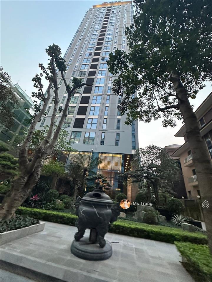 Siêu phẩm láng hạ shophouse đẳng cấp ba đình 121m,8 tầng mt 5.5m 71 tỷ