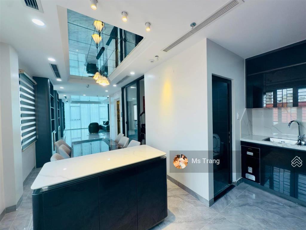 Mặt phố la thành, lô góc 3 thoáng, 85m,8 tầng có hầm, mt 5m, chỉ 57tỷ,vị trí vàng đống đa ô chợ dừa