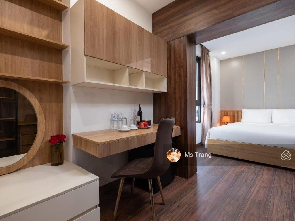 Toà khách sạn mặt phố yên hoa tây hồ 270m, 10 tầng,chào 157 tỷ, view hồ tây,dòng tiền 7.2tỷ/năm vip