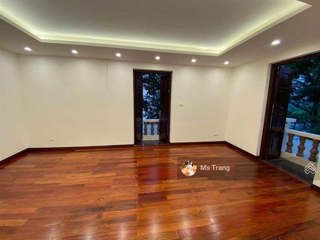 Biệt thự trần kim xuyến 275m  lô góc 19m  6 tầng, có hầm thang máy  dòng tiền 3 tỷ/năm
