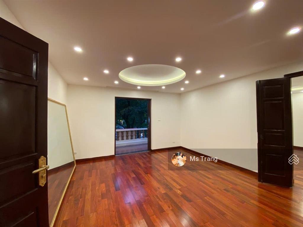 Biệt thự trần kim xuyến 275m  lô góc 19m  6 tầng, có hầm thang máy  dòng tiền 3 tỷ/năm